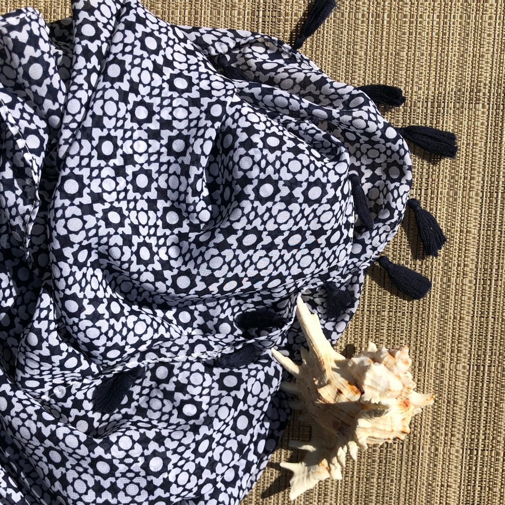 Blue and White infinity scarf!